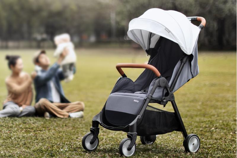 Besrey gravity fold baby stroller