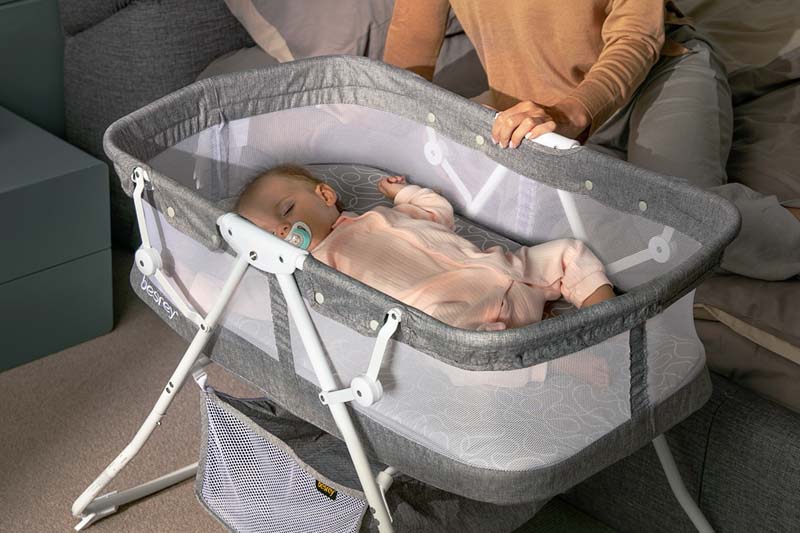 bedside crib